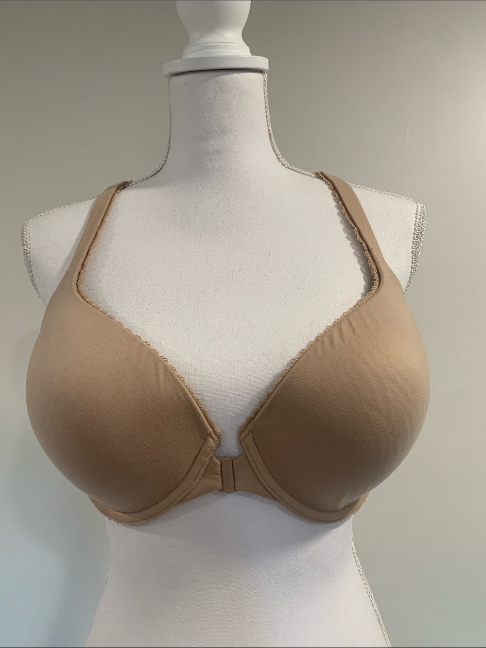 Victoria’s Secret Body By Victoria Razor Back Bra 36DD